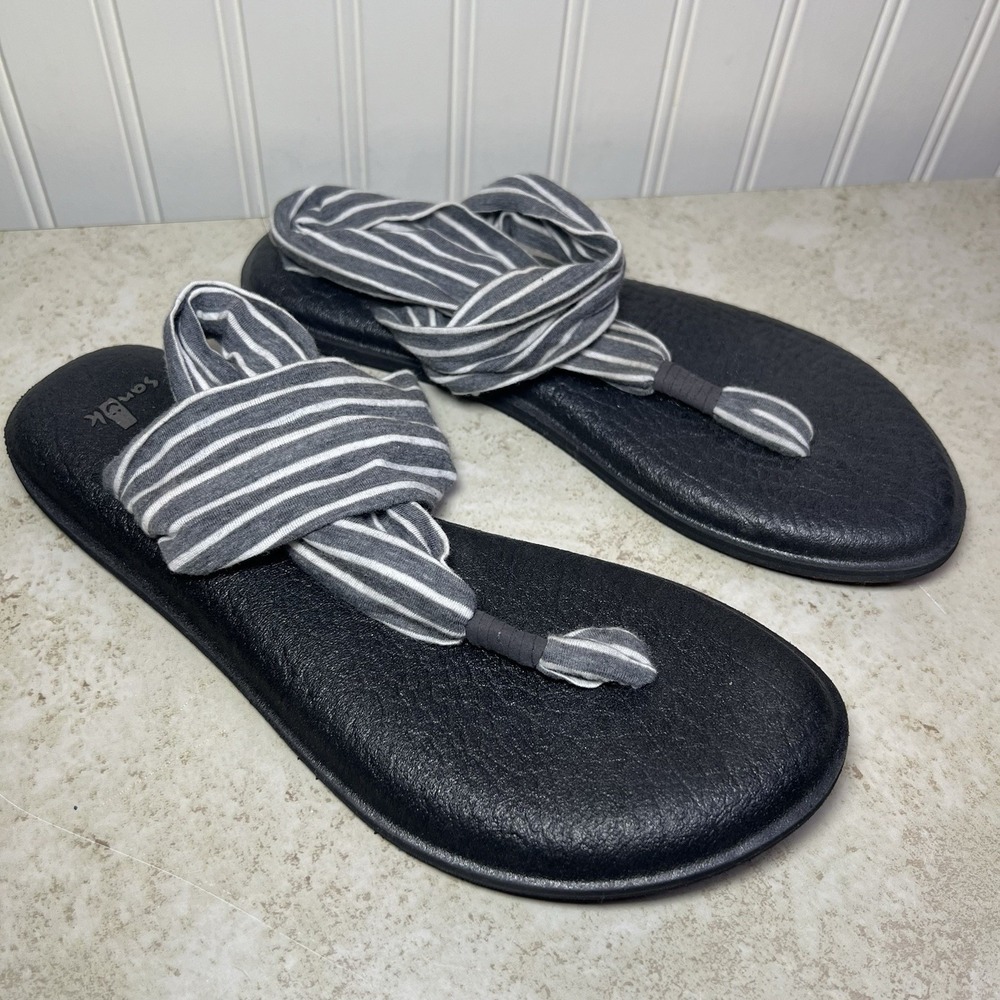 Sanuk Yoga Sling 2 Stripe Sandals Charcoal Gray‎ White Soft Knit Straps Size 7